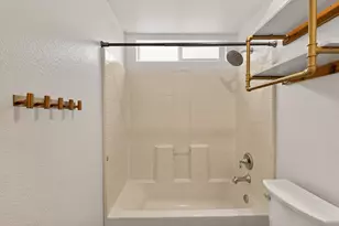 724 Robin Dr, Merced, CA 95340 - Photo 27