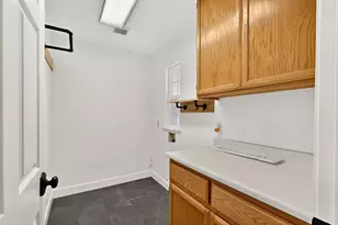 724 Robin Dr, Merced, CA 95340 - Photo 19