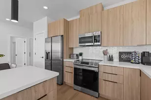 4821 Chippendale Dr, Sacramento, CA 95841 - Photo 9