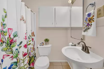 200 E 27th Street, Merced, CA 95340 - Photo 17