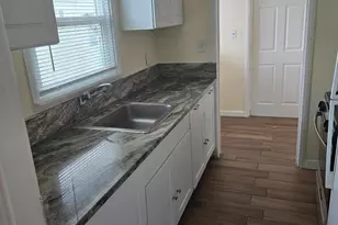 6006 Martin Luther King Jr Blvd, Sacramento, CA 95824 - Photo 17