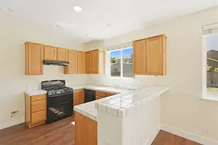 2424 Catamaran Way, Stockton, CA 95206 - Photo 7