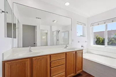 2424 Catamaran Way, Stockton, CA 95206 - Photo 13