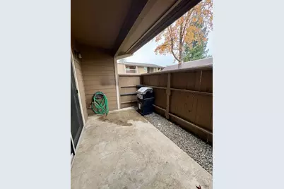 9160 Madison Avenue #103, Fair Oaks, CA 95628 - Photo 17