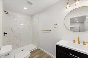 864 W 5th St, Stockton, CA 95206 - Photo 13