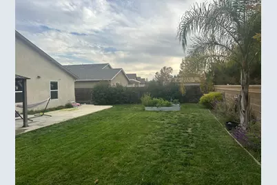 3580 Yarrow St, Olivehurst, CA 95961 - Photo 3