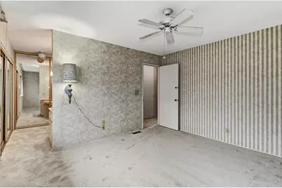 8275 La Riviera Drive, Sacramento, CA 95826 - Photo 23