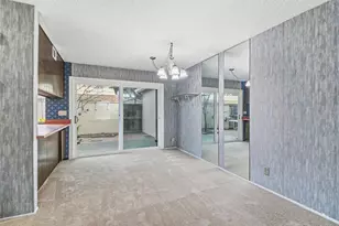 8275 La Riviera Dr, Sacramento, CA 95826 - Photo 11