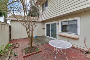 8275 La Riviera Dr, Sacramento, CA 95826 - Photo 39