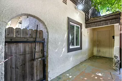 4037 42nd Street, Sacramento, CA 95820 - Photo 29