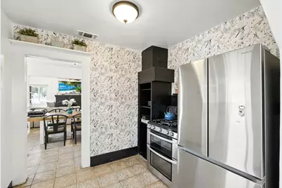 4037 42nd Street, Sacramento, CA 95820 - Photo 17