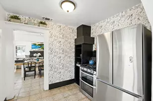 4037 42nd St, Sacramento, CA 95820 - Photo 17