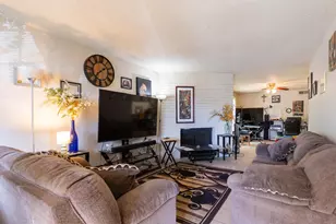 7450 Della Cir, Sacramento, CA 95828 - Photo 5