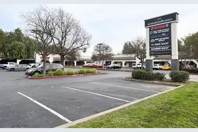 9566 Emerald Park Drive, Elk Grove, CA 95624 - Photo 25