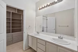 341 Menard Cir, Sacramento, CA 95835 - Photo 39