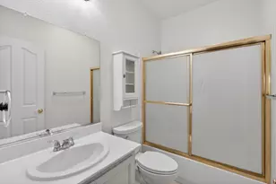 341 Menard Cir, Sacramento, CA 95835 - Photo 15