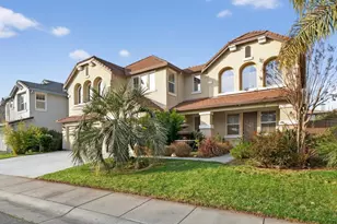 341 Menard Cir, Sacramento, CA 95835 - Photo 1