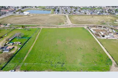 4865 E Jensen Avenue, Fresno, CA 93725 - Photo 11