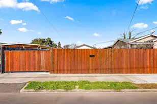 1941 101st Ave, Oakland, CA 94603 - Photo 3