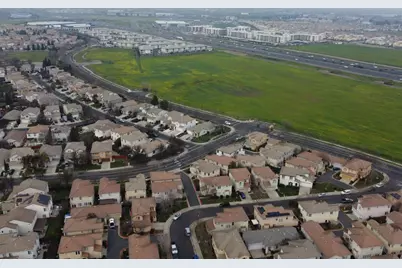 247 Dragonfly Circle, Sacramento, CA 95834 - Photo 29