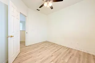 247 Dragonfly Cir, Sacramento, CA 95834 - Photo 17