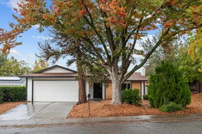 7045 Flanders Way, Sacramento, CA 95842 - Photo 29