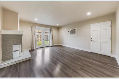 4401 42nd Avenue, Sacramento, CA 95824 - Photo 5