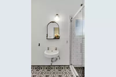 811 18th Street, Sacramento, CA 95811 - Photo 21