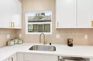 411 Alhambra Blvd, Sacramento, CA 95816 - Photo 23