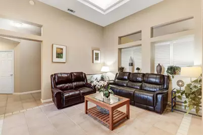 3404 Grimshaw Way, Elk Grove, CA 95758 - Photo 9