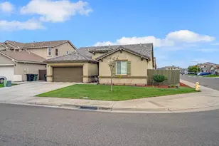 1910 Southport Ave, Livingston, CA 95334 - Photo 3