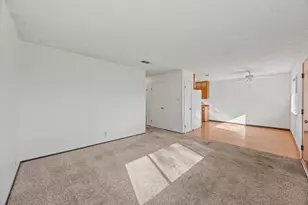 464 Cappella Dr, Diamond Springs, CA 95619 - Photo 5