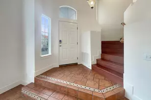 8272 Timber Cove Way, Sacramento, CA 95828 - Photo 11