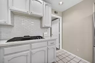 111 Cool Springs Ct, Folsom, CA 95630 - Photo 9