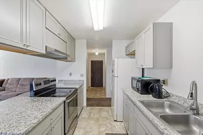 2003 Chambord Drive, Stockton, CA 95210 - Photo 7