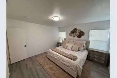 2190 W Euclid Avenue, Stockton, CA 95204 - Photo 11