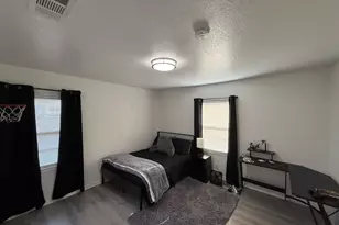 2190 W Euclid Ave, Stockton, CA 95204 - Photo 13