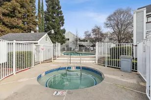 7401 Auburn Oaks Ct, Citrus Heights, CA 95621 - Photo 39