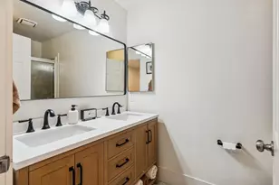 7401 Auburn Oaks Ct, Citrus Heights, CA 95621 - Photo 33