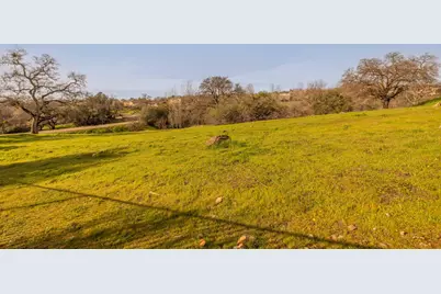 9010 Hearst Place, El Dorado Hills, CA 95762 - Photo 21
