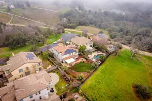 9010 Hearst Pl, El Dorado Hills, CA 95762 - Photo 13