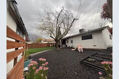 8021 Glen Eva Way, Citrus Heights, CA 95610 - Photo 15