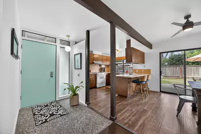 1725 River City Way, Sacramento, CA 95833 - Photo 11