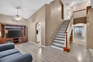 810 River Raft Ct, Modesto, CA 95351 - Photo 3