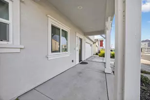 7816 Dracut Dr, Elk Grove, CA 95758 - Photo 5