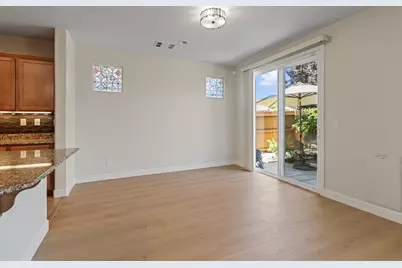 9895 Sheffield Way, Elk Grove, CA 95757 - Photo 9