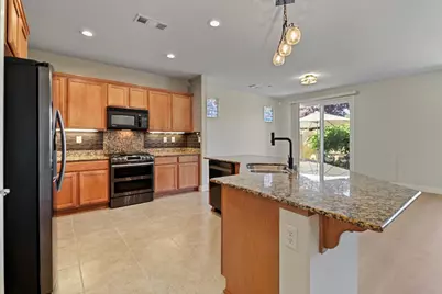 9895 Sheffield Way, Elk Grove, CA 95757 - Photo 19