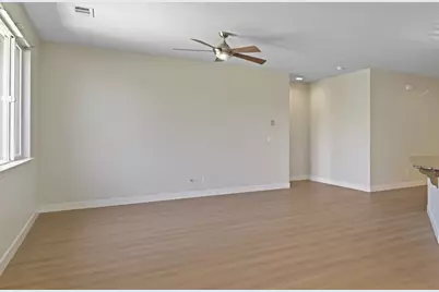 9895 Sheffield Way, Elk Grove, CA 95757 - Photo 15