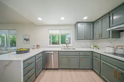 14 Morningsun Court, Sacramento, CA 95831 - Photo 19