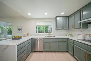 14 Morningsun Ct, Sacramento, CA 95831 - Photo 19